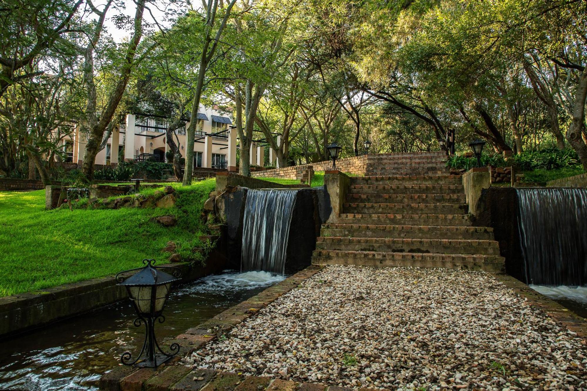 Valley Of The Rainbow Fly Fishing Estate Dullstroom Exterior foto